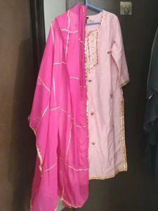 Pink Embroidered Kurta & Dupatta Never Used