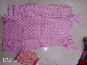 New Beautiful And Elegant Suit