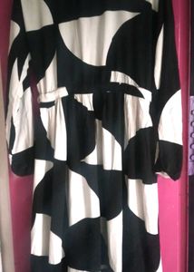 Mini Black &amp; White Dress
