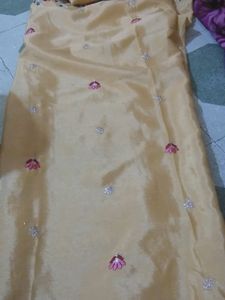Gold Color Sadi With Blause