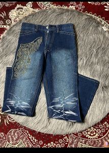 Good Quality And Attractive Blue Jeans For Boys