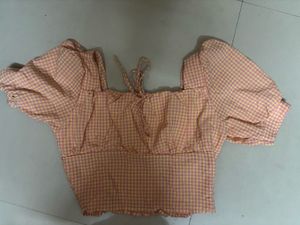 Gingham Puff Sleeve Crop Top