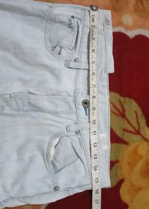Men&#39;s Patch Design Jeans