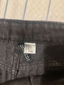 H&amp;M BERMUDA LOW DENIM SHORTS