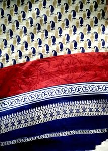 Printed Saree with Paisley Pattern