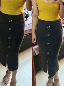 Women Grey Straight Winter Skirt