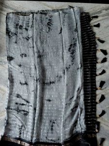 Gray & Black Tie-Dye Style Saree
