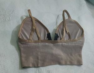 Front Zip Seamless Ribbed Sports Bra – Padded