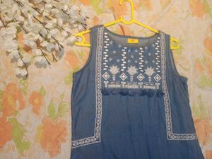 ATEESA Blue-White Embroidered Kurti,Size - S