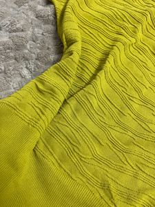 tiger textured green top