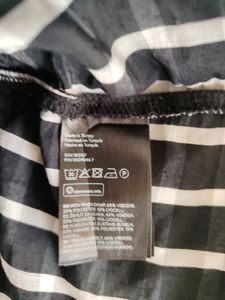 H&amp;M Ribbon Blouse