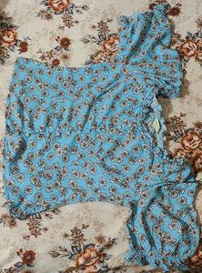 Blue Floral Print Crop Top