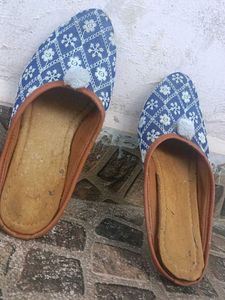 jutti , traditional wear ,