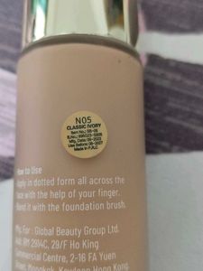 Swiss Beauty High Performance Foundation