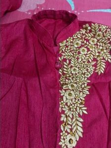 Kurti Or Skult h Bhut Pyari Dresh