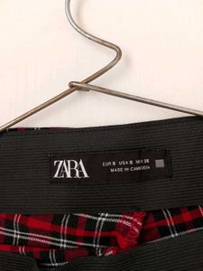 Zara Chcked Trouser.