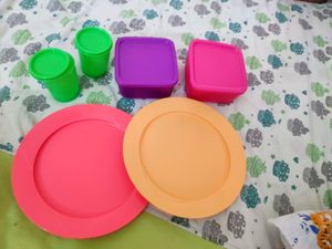 Tupperware Set