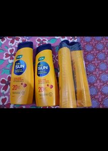 Joy Sunscreen Body Lotion