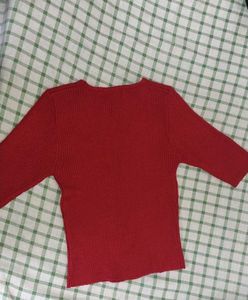 Red Ribbed Three Quarter Sleeve Top