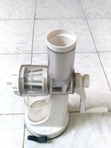 Fruit Juicer