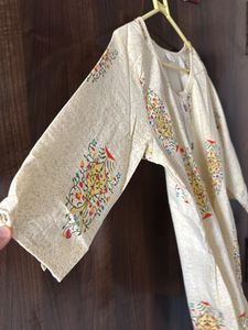 Beautiful Beige tunic