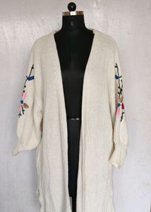 Bloom On Sleeves Embroidery Knit Cardigan