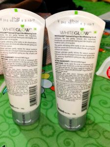 Lotus Herbals WhiteGlow Scrub