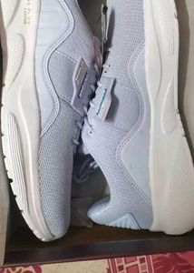 Shoe