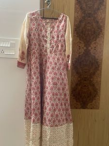 Set Of 2 Pink Embroidered Salwar Kameez