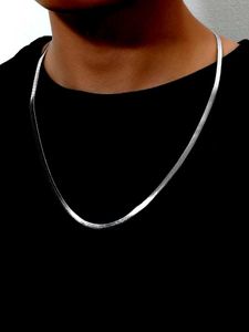 Silver Sleek Chain With ZXC Quality