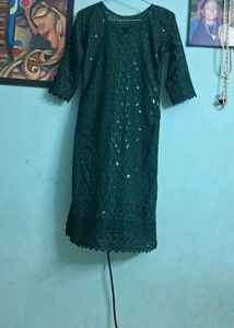 ELEGANT GREEN CHIKANKARI KURTI WITH MIRROR