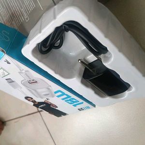 VARNI 18W Charger