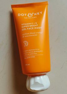 Dot &amp; Key Face Wash