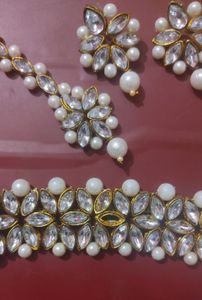 Choker set