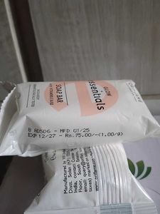 Glow Essentials Soap Bar with Vitamins E &amp; B3