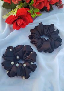 Black Scrunchie