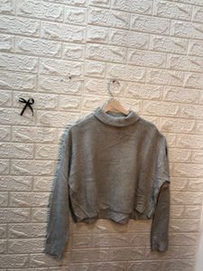 Full high-quality, grey knit sweater 🕷️🕸️‼️