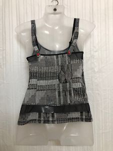 Charlott’ Black Sleeveless Top