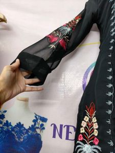 Elegant White Salwar Kameez Suit