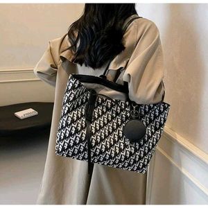 Dior Tote Bags New