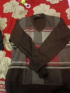 5 New Sweater if u want to charity ..or use it