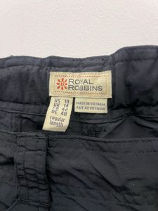 Black Cargo Pant Can Turned Into Bermuda Short