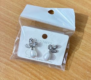 Pearl Drop Earrings