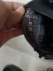 Ket importa Black Boots