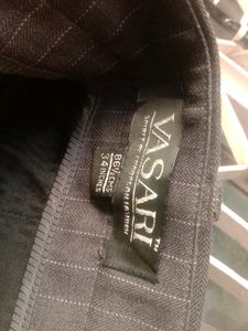 Men Vasaari Pant Coat Grey Color