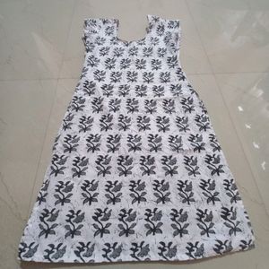 Women Kurti Black And White Round Neck