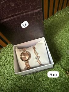 Watches ⌚