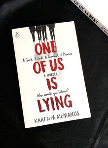 COMBO! One of Us is Lying book series