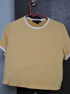 Forever 21 Tshirt