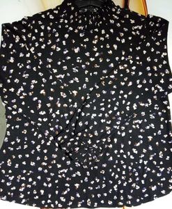 Patterned Mock Neck Top